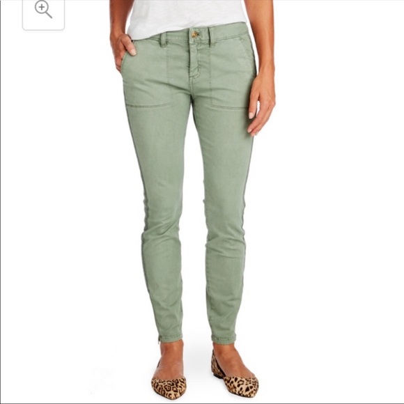 Like New! Vineyard Vines Pants - Picture 3 of 8